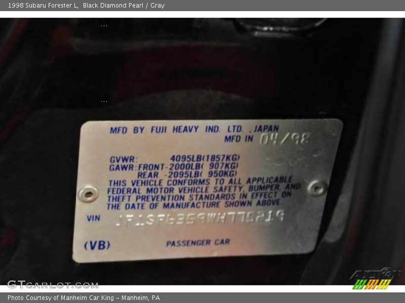 Black Diamond Pearl / Gray 1998 Subaru Forester L