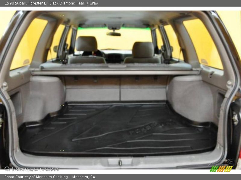 Black Diamond Pearl / Gray 1998 Subaru Forester L
