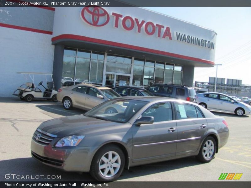 Phantom Gray Pearl / Light Gray 2007 Toyota Avalon XL