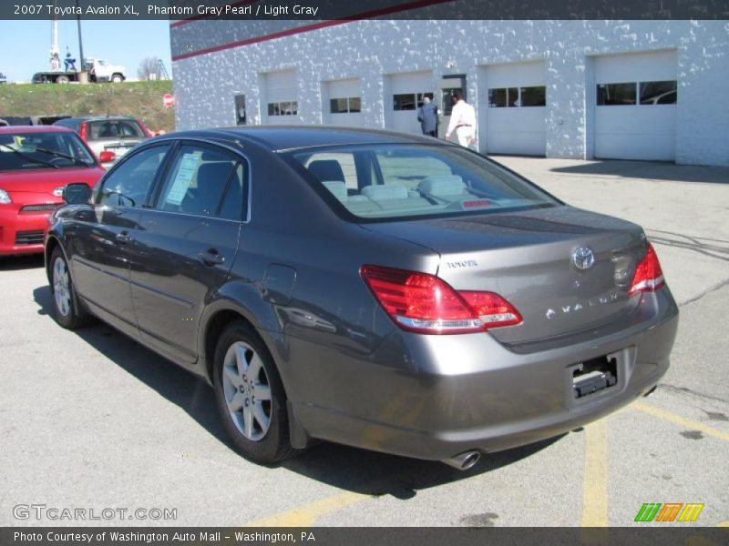 Phantom Gray Pearl / Light Gray 2007 Toyota Avalon XL