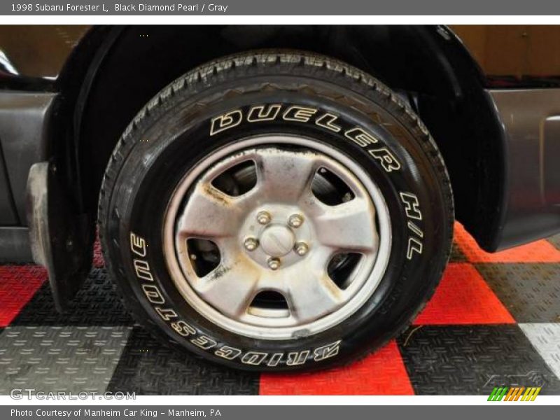 Black Diamond Pearl / Gray 1998 Subaru Forester L
