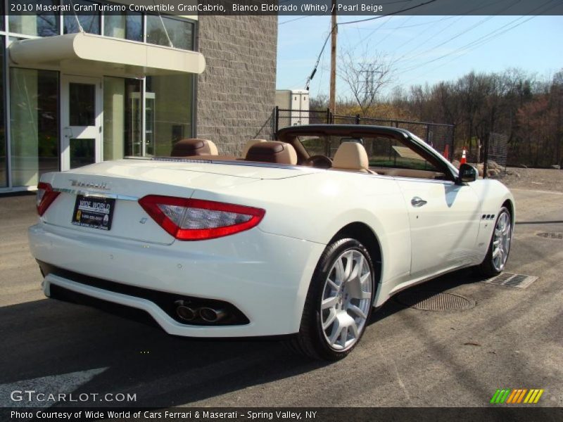 Bianco Eldorado (White) / Pearl Beige 2010 Maserati GranTurismo Convertible GranCabrio