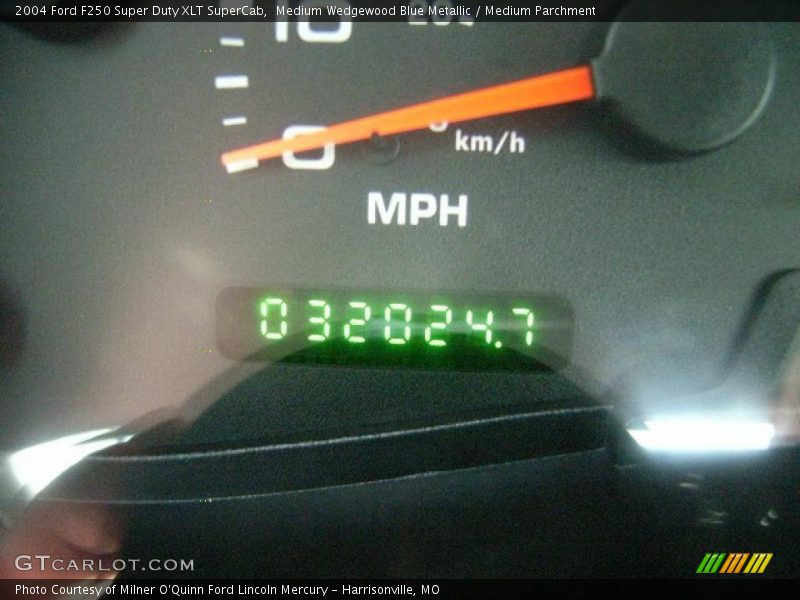 Medium Wedgewood Blue Metallic / Medium Parchment 2004 Ford F250 Super Duty XLT SuperCab