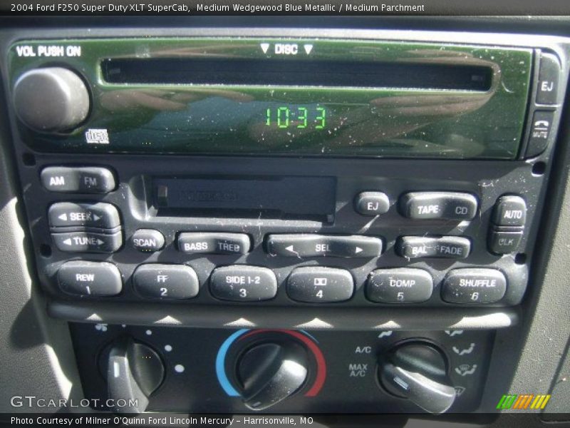 Medium Wedgewood Blue Metallic / Medium Parchment 2004 Ford F250 Super Duty XLT SuperCab