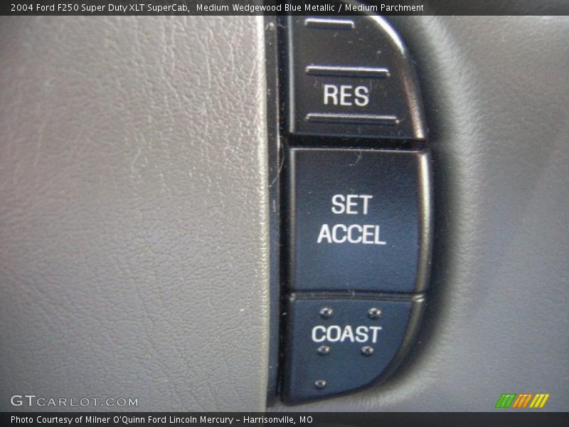 Medium Wedgewood Blue Metallic / Medium Parchment 2004 Ford F250 Super Duty XLT SuperCab
