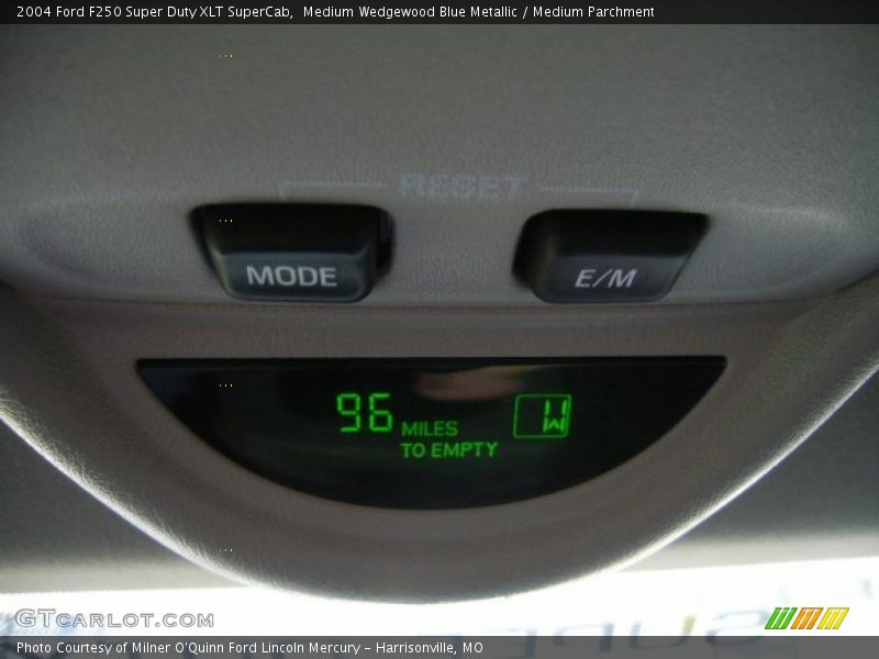 Medium Wedgewood Blue Metallic / Medium Parchment 2004 Ford F250 Super Duty XLT SuperCab