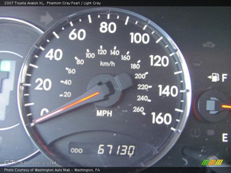Phantom Gray Pearl / Light Gray 2007 Toyota Avalon XL