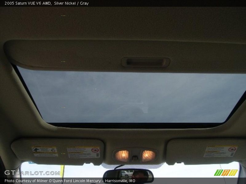 Silver Nickel / Gray 2005 Saturn VUE V6 AWD