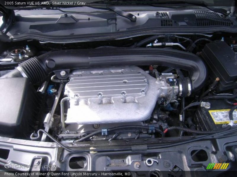 Silver Nickel / Gray 2005 Saturn VUE V6 AWD