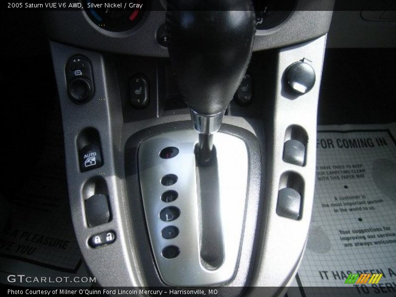 Silver Nickel / Gray 2005 Saturn VUE V6 AWD