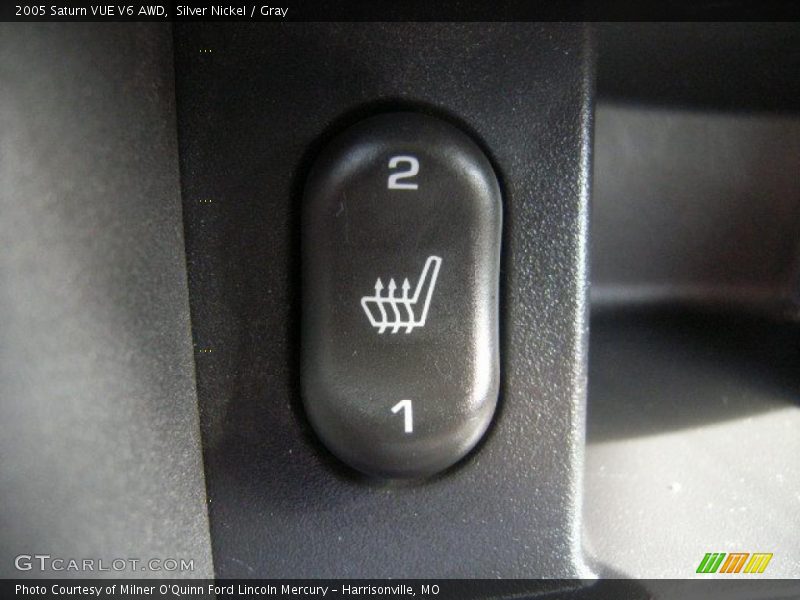Silver Nickel / Gray 2005 Saturn VUE V6 AWD