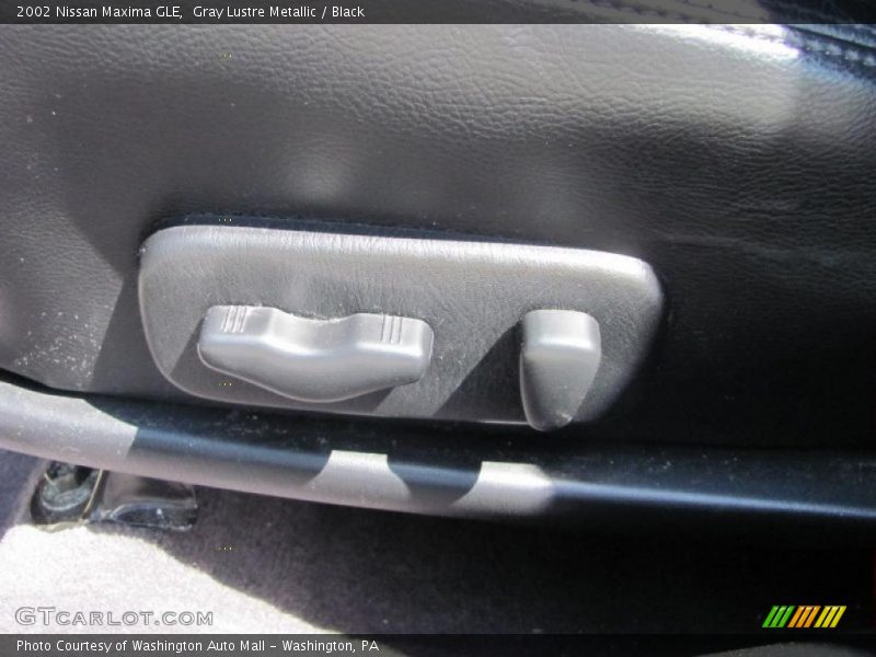 Gray Lustre Metallic / Black 2002 Nissan Maxima GLE