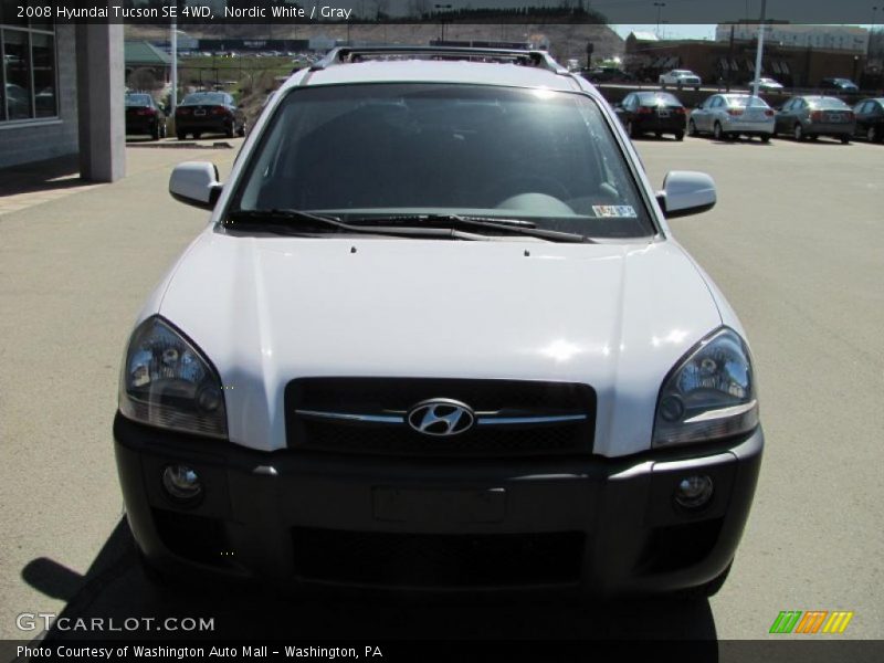 Nordic White / Gray 2008 Hyundai Tucson SE 4WD