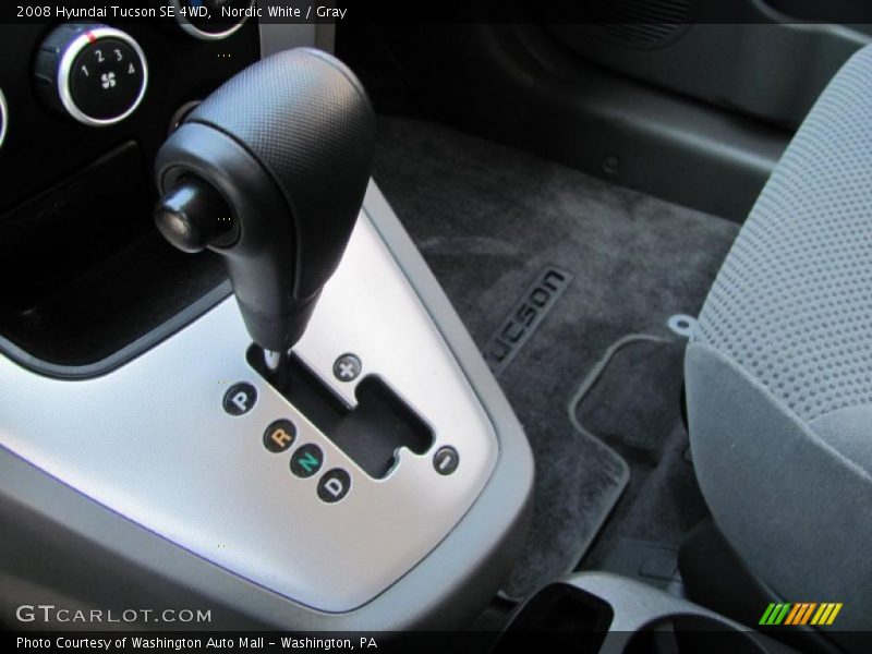 Nordic White / Gray 2008 Hyundai Tucson SE 4WD