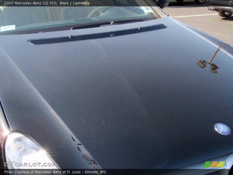 Black / Cashmere 2007 Mercedes-Benz CLS 550