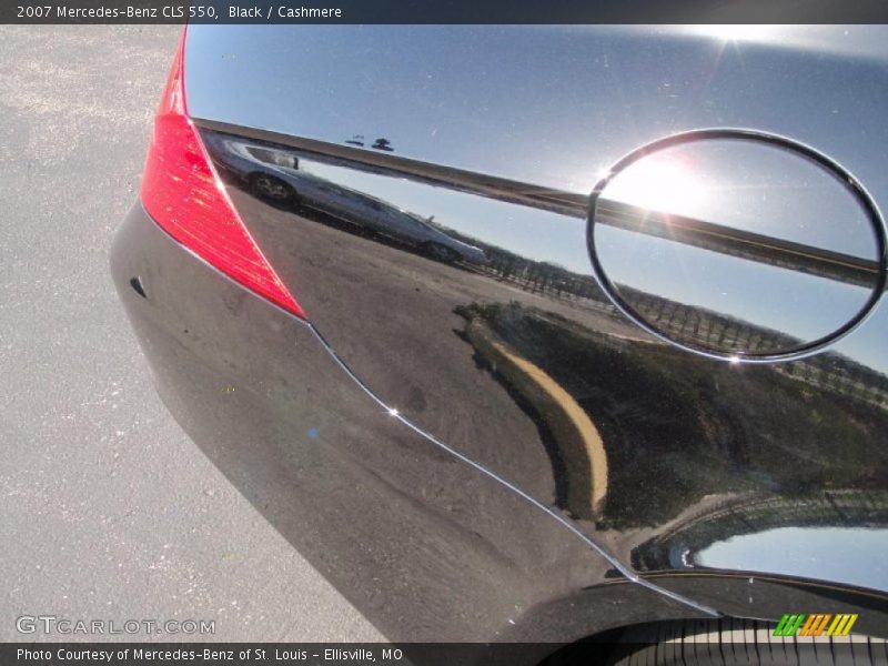 Black / Cashmere 2007 Mercedes-Benz CLS 550