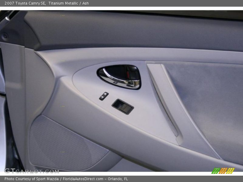 Titanium Metallic / Ash 2007 Toyota Camry SE