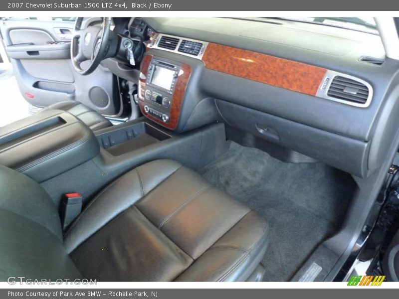 Black / Ebony 2007 Chevrolet Suburban 1500 LTZ 4x4
