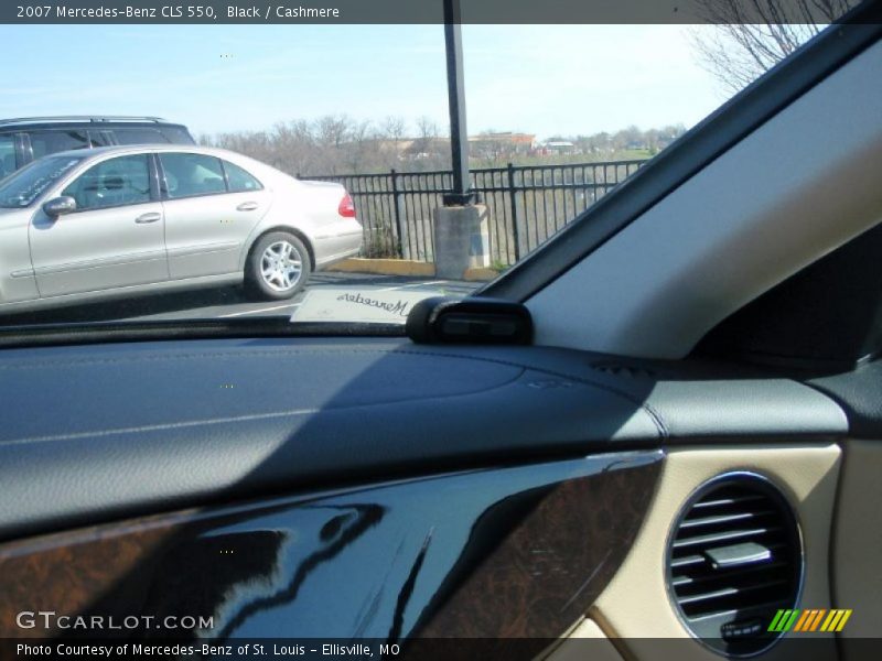 Black / Cashmere 2007 Mercedes-Benz CLS 550