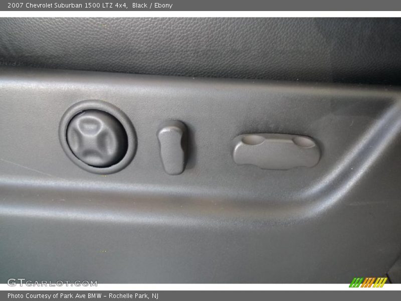 Black / Ebony 2007 Chevrolet Suburban 1500 LTZ 4x4
