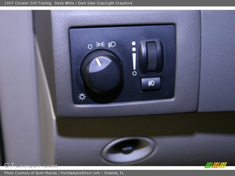 Stone White / Dark Slate Gray/Light Graystone 2007 Chrysler 300 Touring