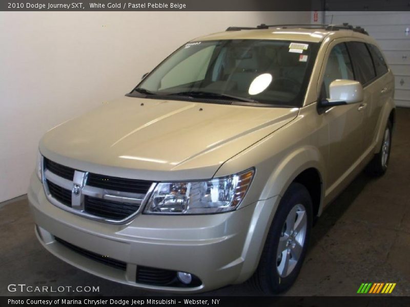 White Gold / Pastel Pebble Beige 2010 Dodge Journey SXT