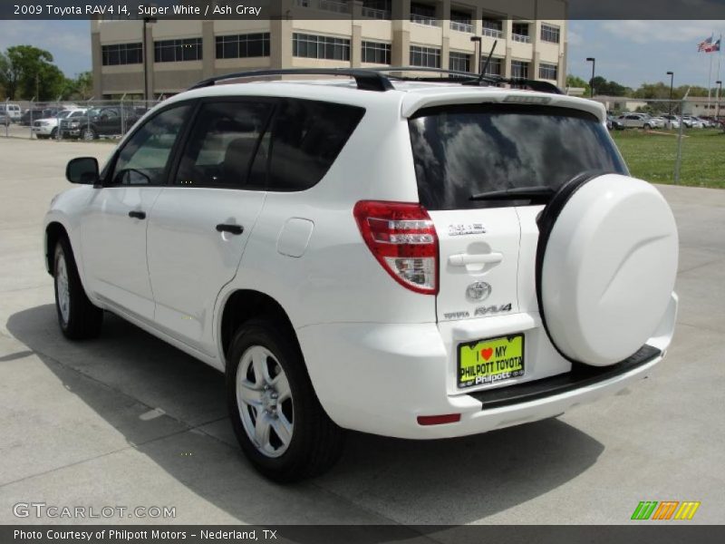 Super White / Ash Gray 2009 Toyota RAV4 I4
