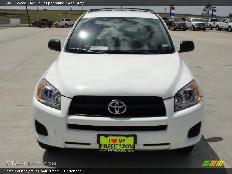 Super White / Ash Gray 2009 Toyota RAV4 I4