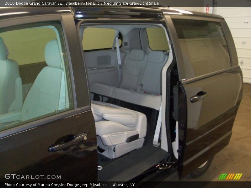 Blackberry Metallic / Medium Slate Gray/Light Shale 2010 Dodge Grand Caravan SE