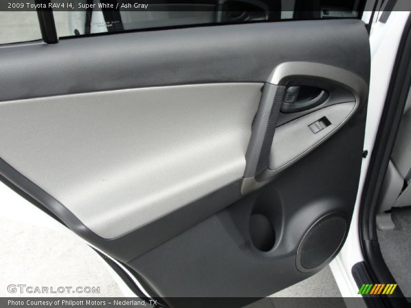Super White / Ash Gray 2009 Toyota RAV4 I4