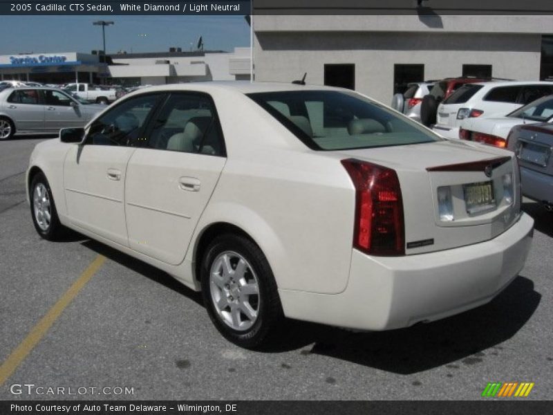 White Diamond / Light Neutral 2005 Cadillac CTS Sedan