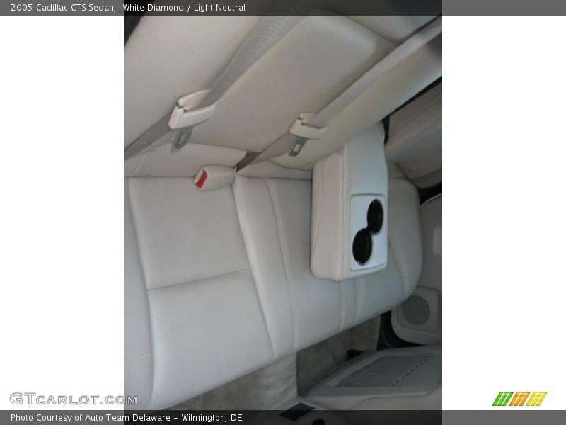 White Diamond / Light Neutral 2005 Cadillac CTS Sedan