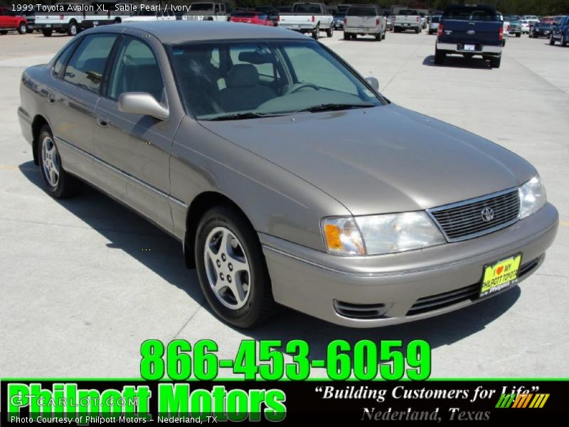 Sable Pearl / Ivory 1999 Toyota Avalon XL