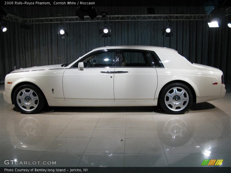 Cornish White / Moccasin 2006 Rolls-Royce Phantom
