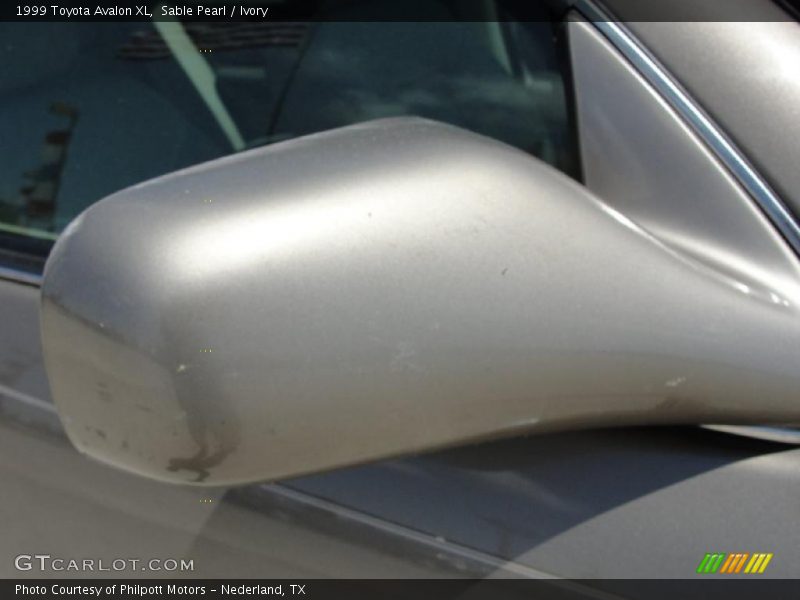 Sable Pearl / Ivory 1999 Toyota Avalon XL