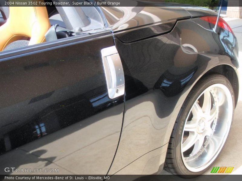 Super Black / Burnt Orange 2004 Nissan 350Z Touring Roadster