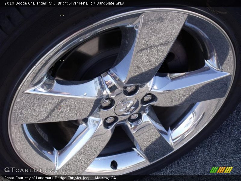 Bright Silver Metallic / Dark Slate Gray 2010 Dodge Challenger R/T
