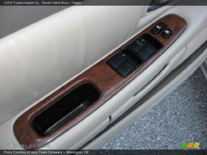 Desert Sand Mica / Taupe 2004 Toyota Avalon XL