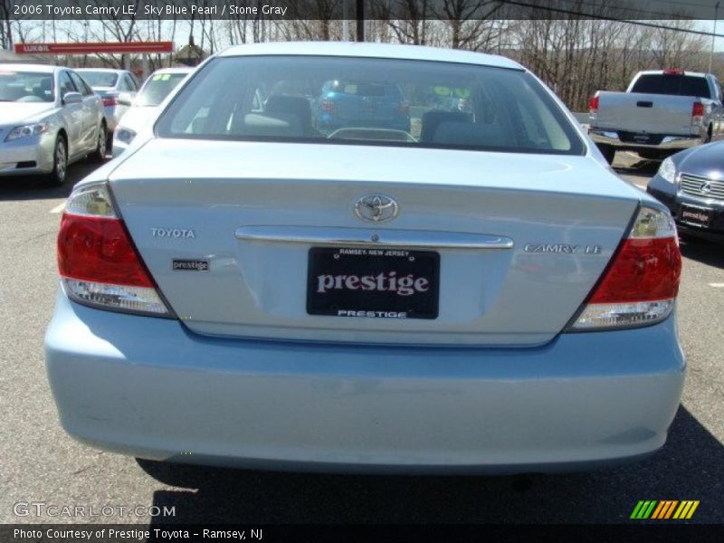 Sky Blue Pearl / Stone Gray 2006 Toyota Camry LE