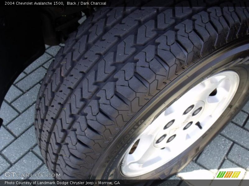 Black / Dark Charcoal 2004 Chevrolet Avalanche 1500