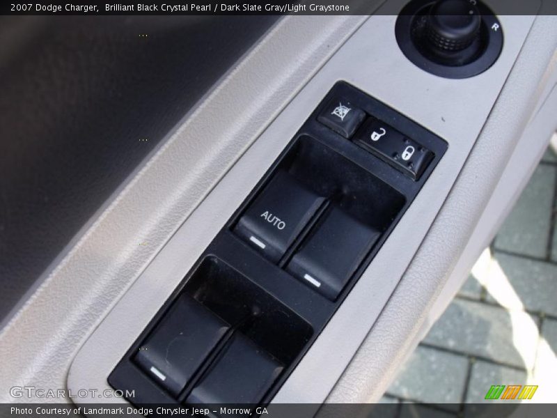 Brilliant Black Crystal Pearl / Dark Slate Gray/Light Graystone 2007 Dodge Charger