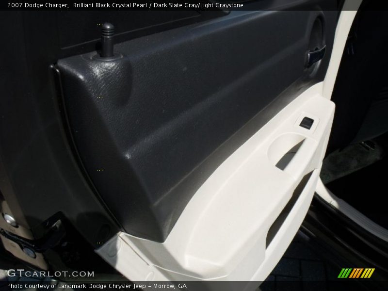 Brilliant Black Crystal Pearl / Dark Slate Gray/Light Graystone 2007 Dodge Charger