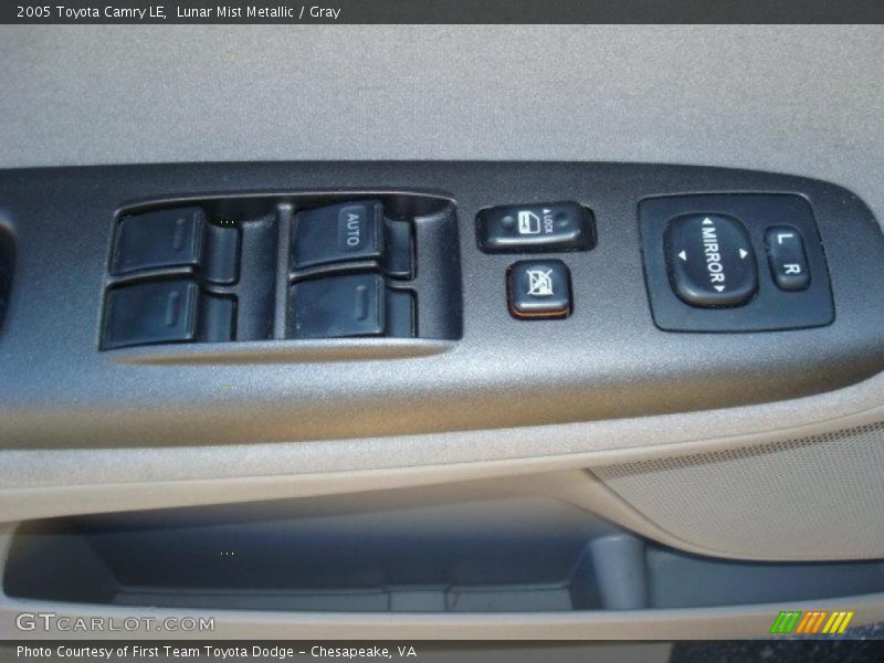 Lunar Mist Metallic / Gray 2005 Toyota Camry LE