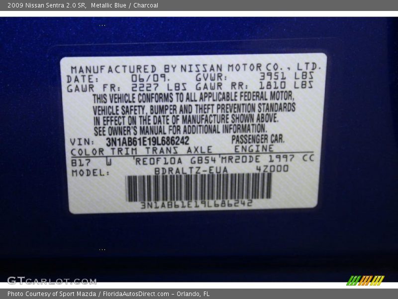 Metallic Blue / Charcoal 2009 Nissan Sentra 2.0 SR