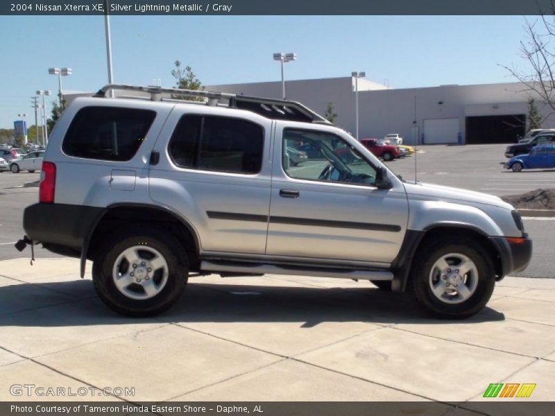 Silver Lightning Metallic / Gray 2004 Nissan Xterra XE
