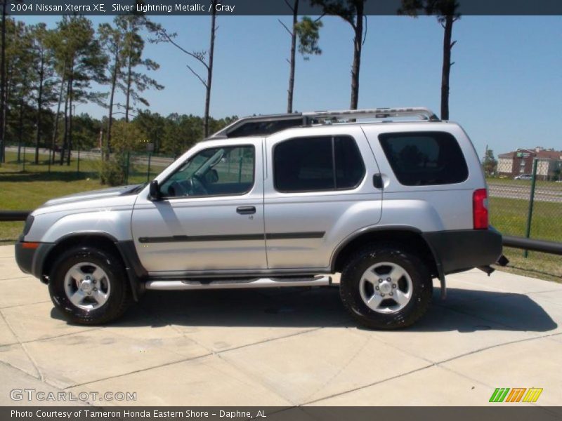 Silver Lightning Metallic / Gray 2004 Nissan Xterra XE