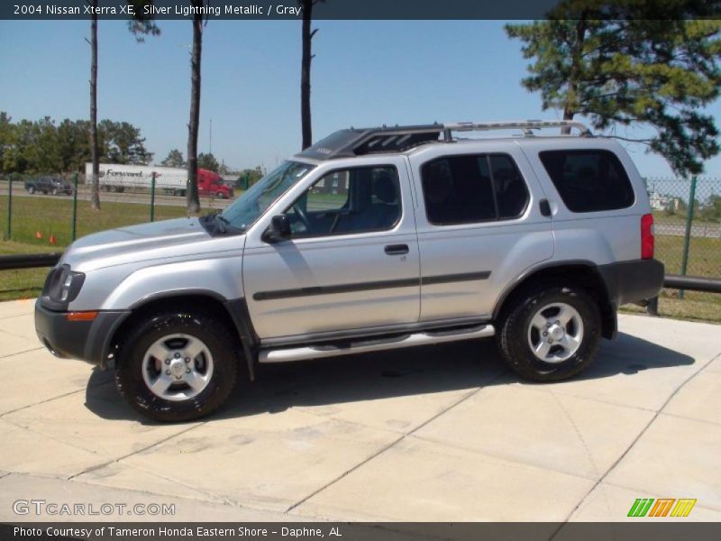 Silver Lightning Metallic / Gray 2004 Nissan Xterra XE