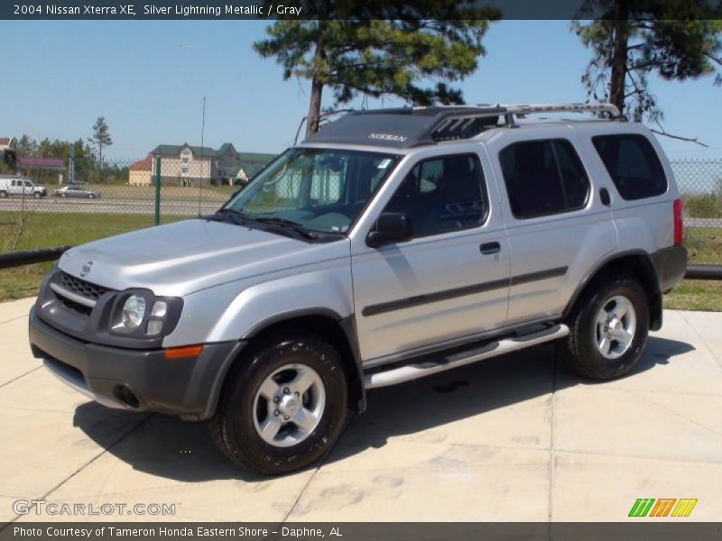 Silver Lightning Metallic / Gray 2004 Nissan Xterra XE