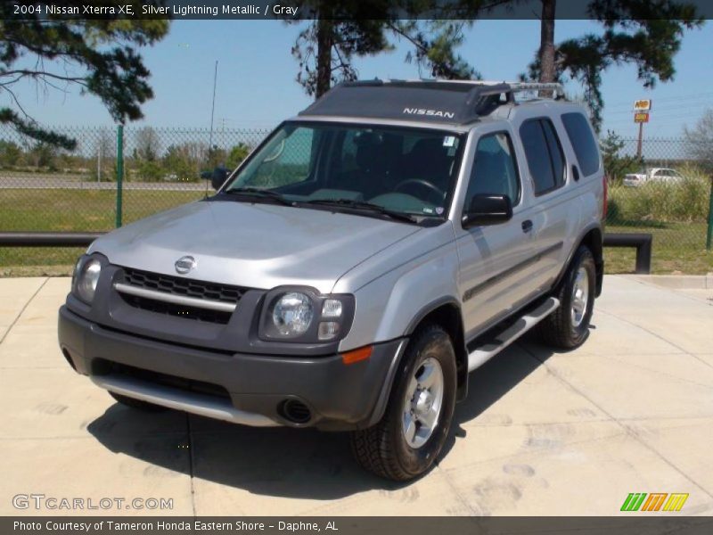 Silver Lightning Metallic / Gray 2004 Nissan Xterra XE