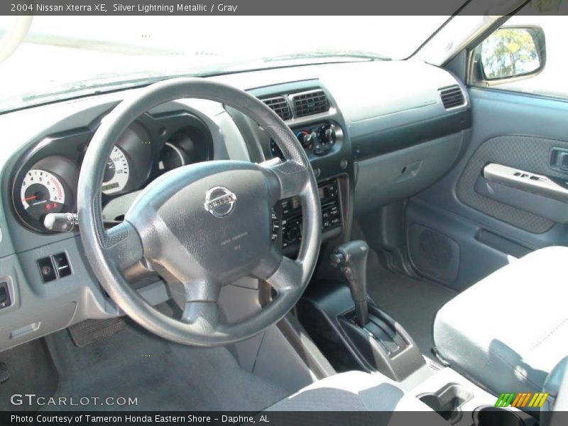 Silver Lightning Metallic / Gray 2004 Nissan Xterra XE